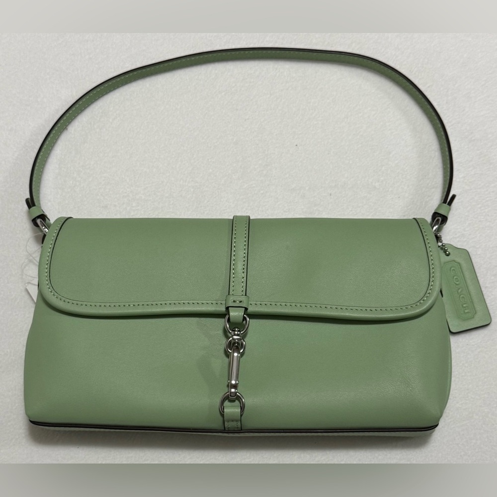 Coach Leather GLV Hamptons Bag Shoulder Bag In Pale Pistachio CP132 NWT